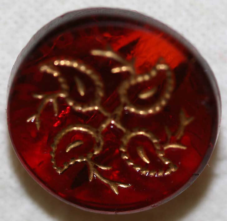 Button, glass, American or European