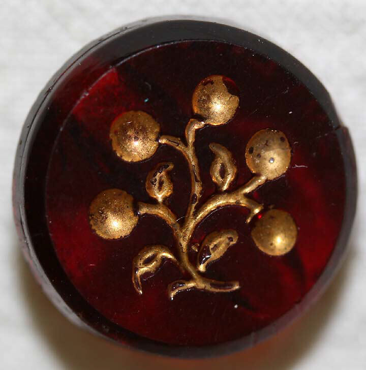 Button, glass, American or European