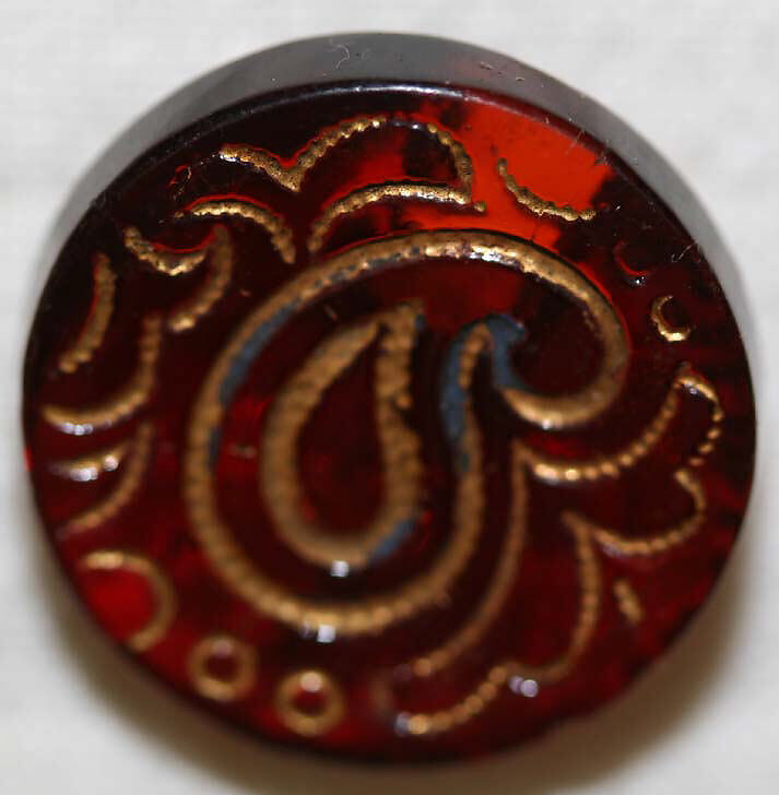 Button, glass, American or European