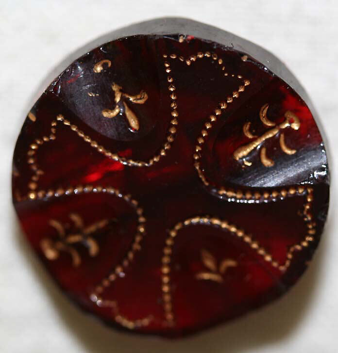 Button, glass, American or European