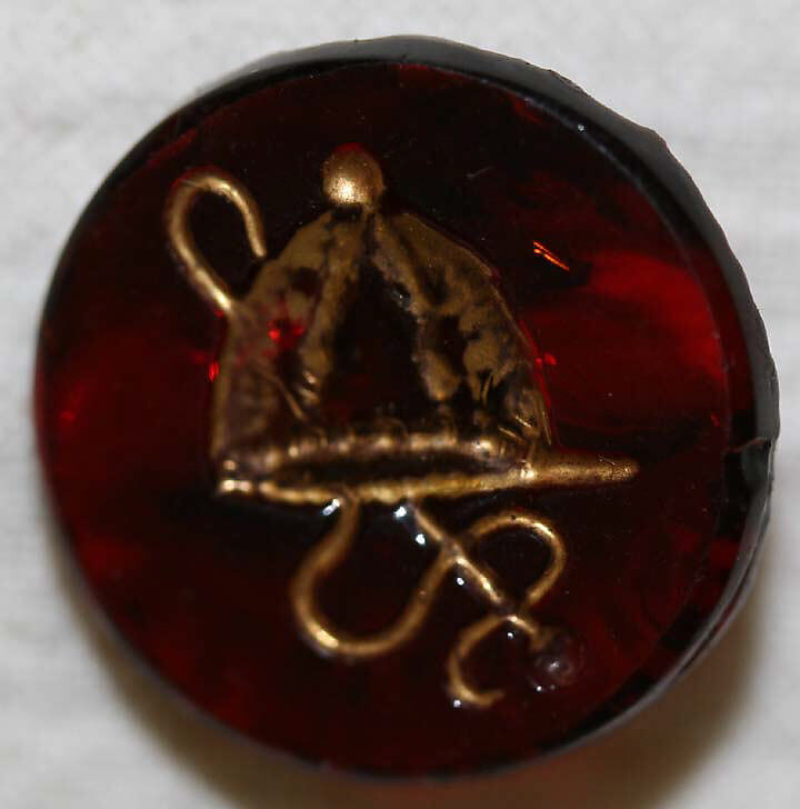 Button, glass, American or European