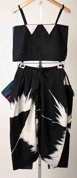 "Wing", Issey Miyake (Japanese, 1938–2022), a,b) cotton, Japanese