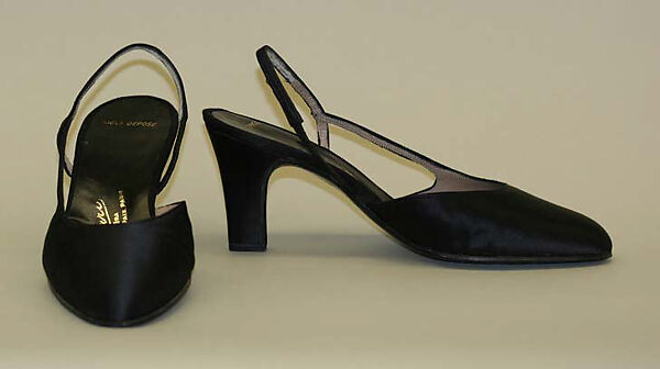 Ensemble, (a, b) Hubert de Givenchy (French, Beauvais 1927–2018 Paris), a) silk, horsehair; b-d) silk, French