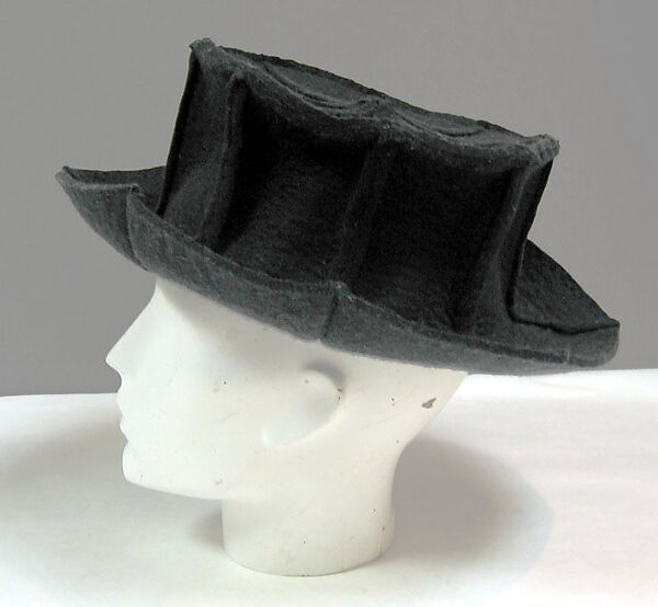 "English Bulldog", Stephen Jones (British, born 1957), wool, British