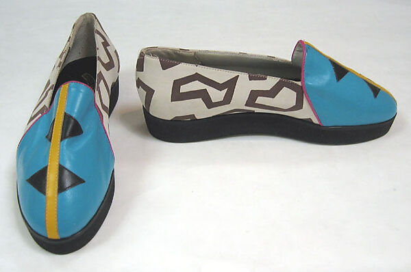 Ensemble, Memphis, a) silk; b,c) leather, rubber, Italian