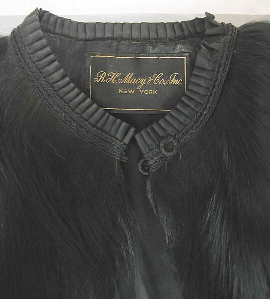 Coat, R. H. Macy &amp; Co. (American), fur, silk, American