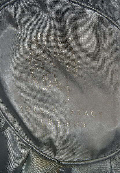 Hat, Philip Treacy (Irish, born 1966), synthetic, silk, metal, British