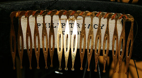 Hat, Philip Treacy (Irish, born 1966), leather, feathers, synthetic, metal, British