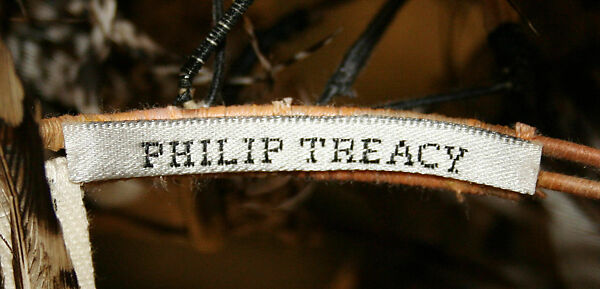 Hat, Philip Treacy (Irish, born 1966), feathers, wire, British