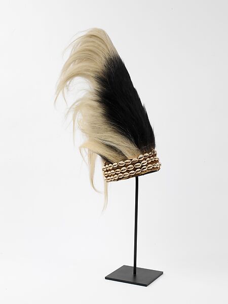 Prestige Headdress, Fur, shells, Gisu peoples 