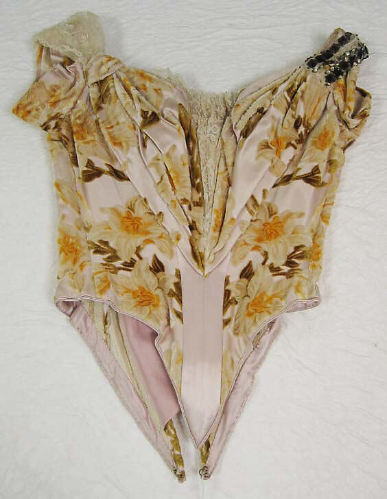 Court presentation ensemble, House of Worth (French, 1858–1956), (a) silk, metal, feathers, glass; (b–d) silk, metal; (e, f) silk; (g) feathers, silk, metal; (h–l) silk, metal, French