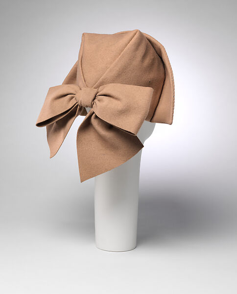 Hat, Edward Molyneux (French (born England), London 1891–1974 Monte Carlo), wool, British
