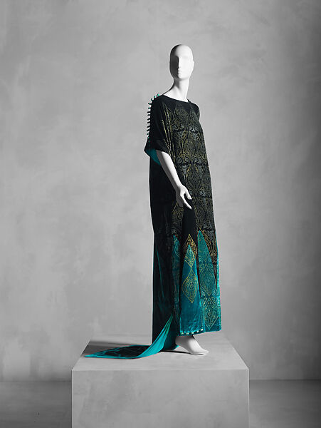 Tea gown, Maria Monaci Gallenga (Italian, Rome 1880–1944 Umbria), silk, glass, Italian