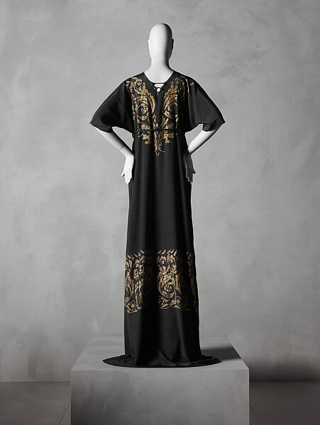 Tea gown, Fortuny (Italian, founded 1906), silk, glass, Italian