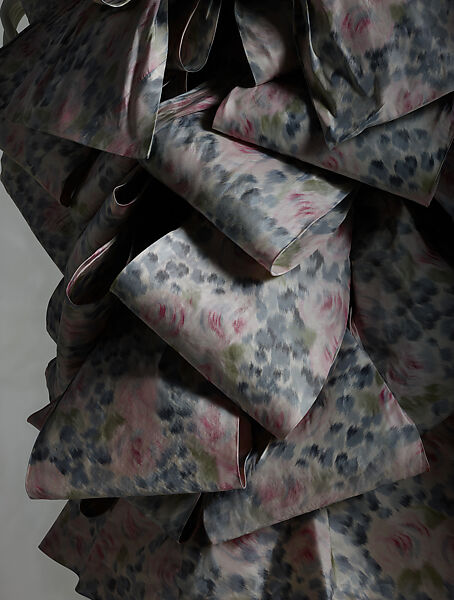 Evening ensemble, (c, d) Shoes by Delicata (French, active 1950s–70s), (a, b) silk; (c, d) silk, leather; (e, f) wood, French