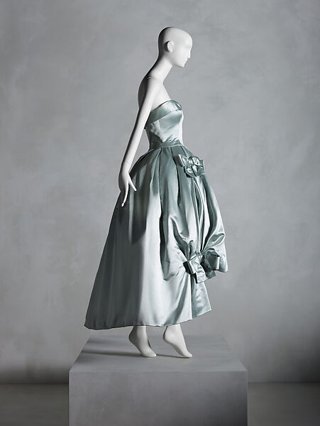 "Du Barry" evening ensemble, (a, b) House of Dior (French, founded 1946), (a) silk, nylon, metal, (b) silk, (c, d) leather, silk, metal, (e) silk, metal, (f, g) wood, French