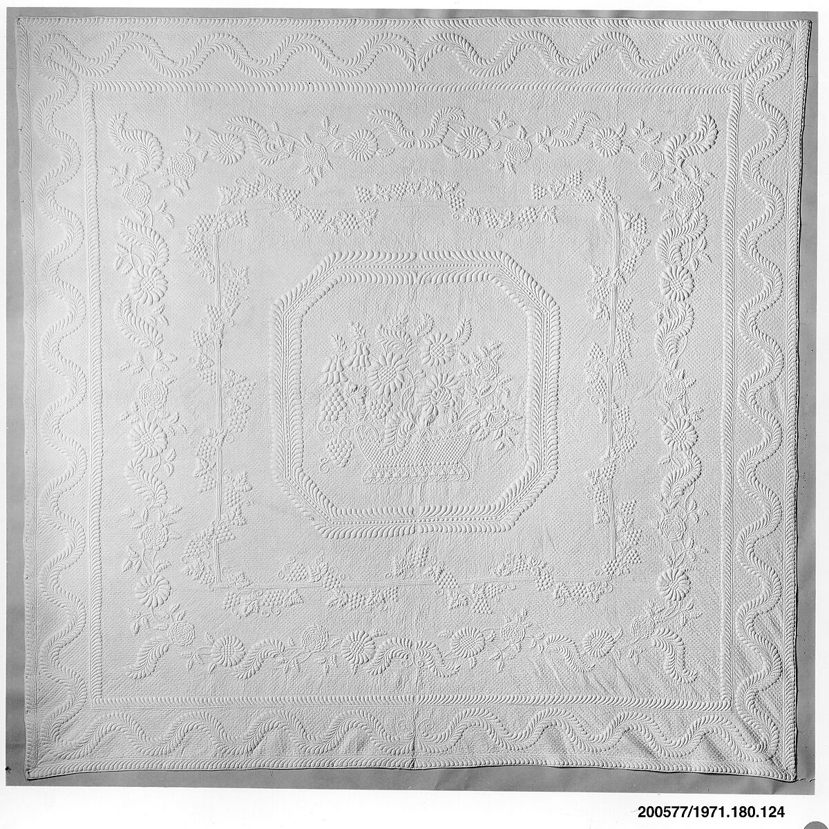 Wholecloth whitework quilt, Cotton, American 