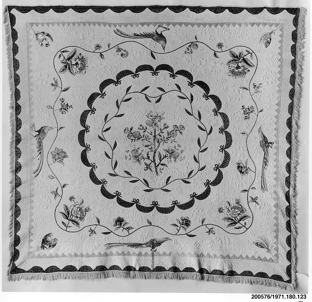 Chintz appliqued quilt, Cotton and linen (?) appliqued, American