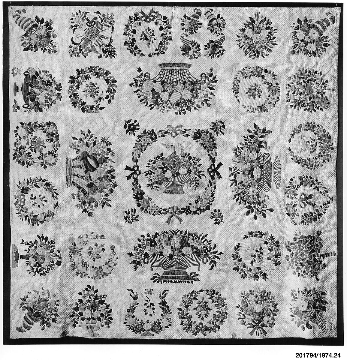 Quilt, Presentation pattern, Designs attributed to Mary Hergenroder Simon (1808–1877), Cotton and silk velvet, American