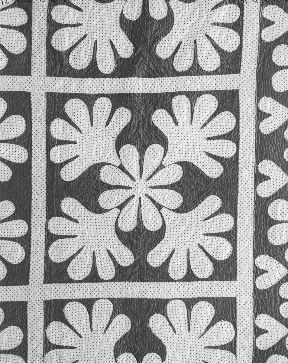 Quilt, Oak Leaf pattern, Cotton, American