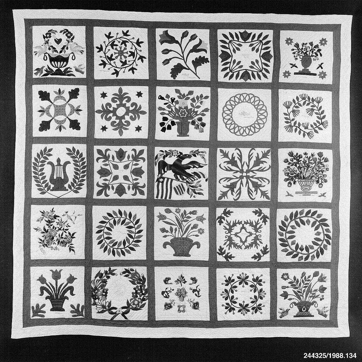 Quilt, Album pattern, Members of the Brown and Turner families, Cotton, American