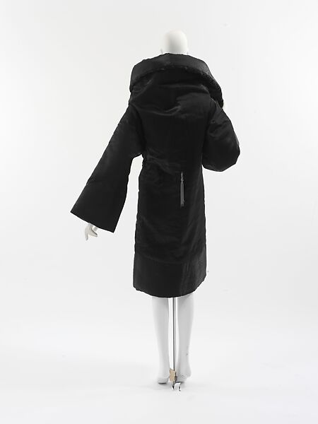 "Futon", Miyake Design Studio (Japanese, founded 1970), synthetic, Japanese