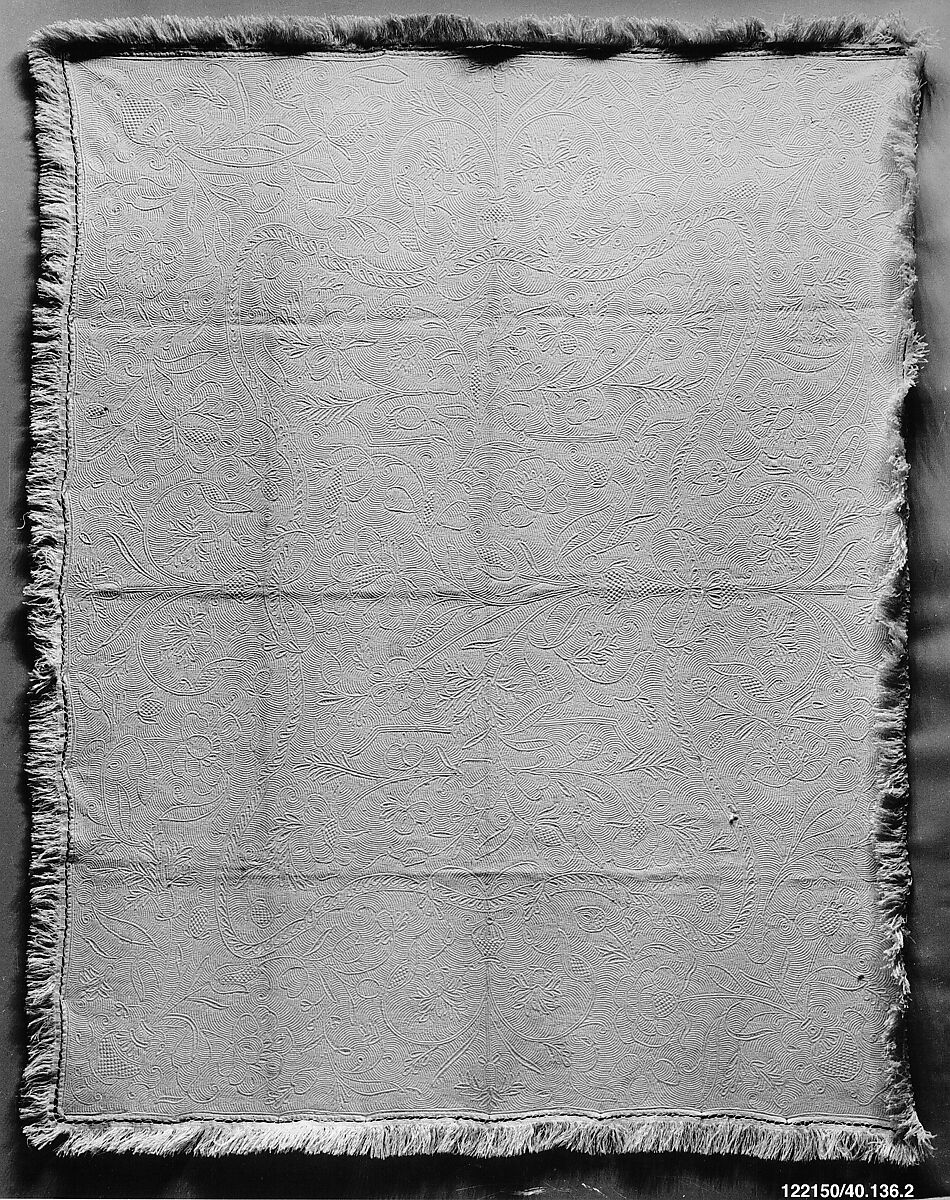 Dressing Table Cover Quilt, Cotton, linen binding, and linen fringe, Dutch