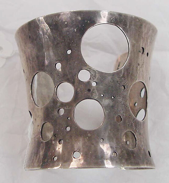 Bracelet, metal, American 