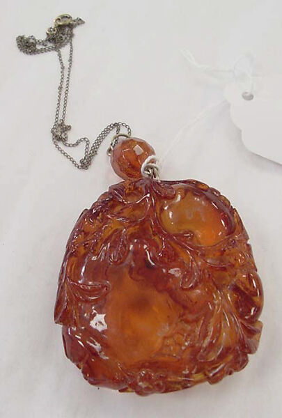 Necklace, amber, metal, American or European 