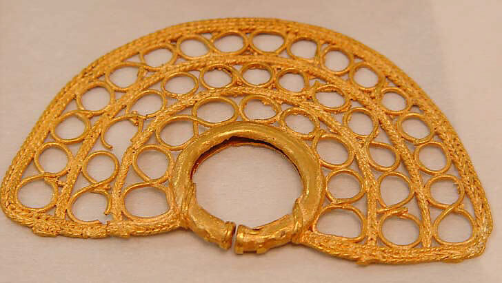 Jewelry set, gold, Indigenous South American (Sinu peoples)