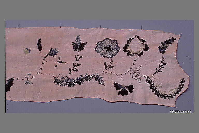 Valance, Linen embroidered with crewel wool, American
