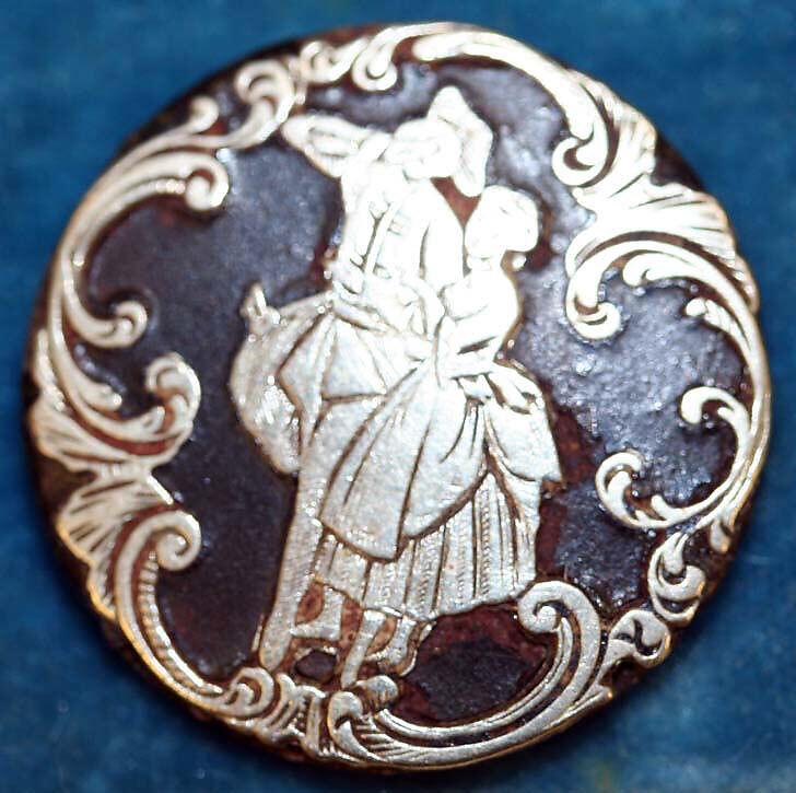 Button, horn, silver, French