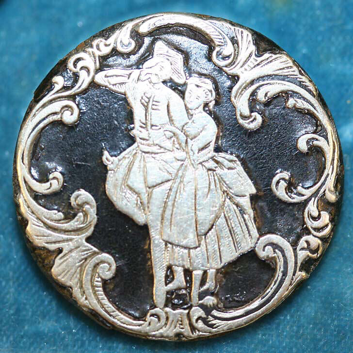 Button, horn, silver, French