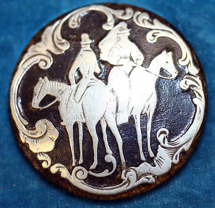 Button, horn, silver, French