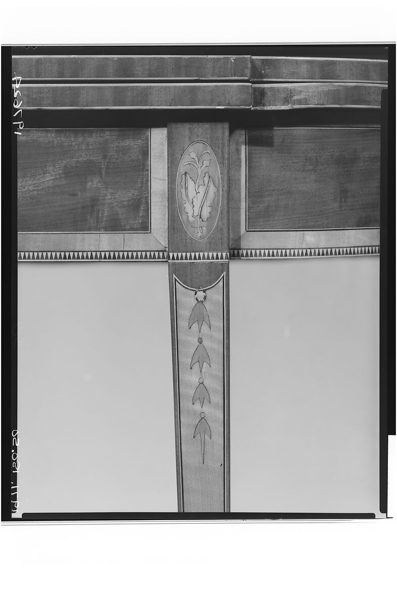 Card table, Mahogany, satinwood, holly with white pine, sycamore, birch, American