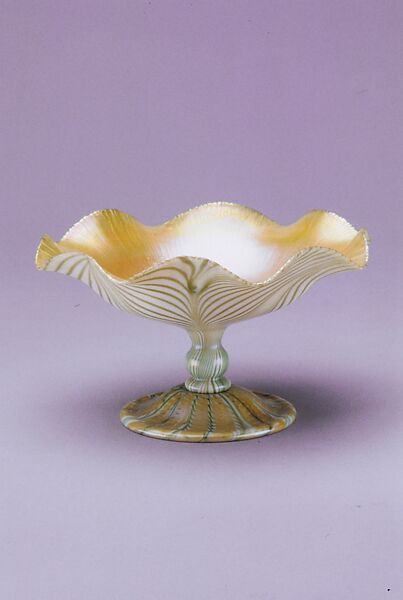 Tazza, Quezal Art Glass and Decorating Company (1901–ca. 1924), Blown glass, American 