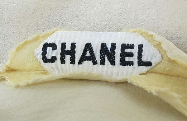 Ensemble, House of Chanel (French, founded 1910), wool, silk, metal, cotton, synthetic, mother-of-pearl, French