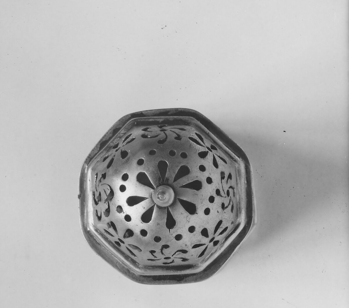 Pepper Box, Jonathan Otis (1723–1791), Silver, American