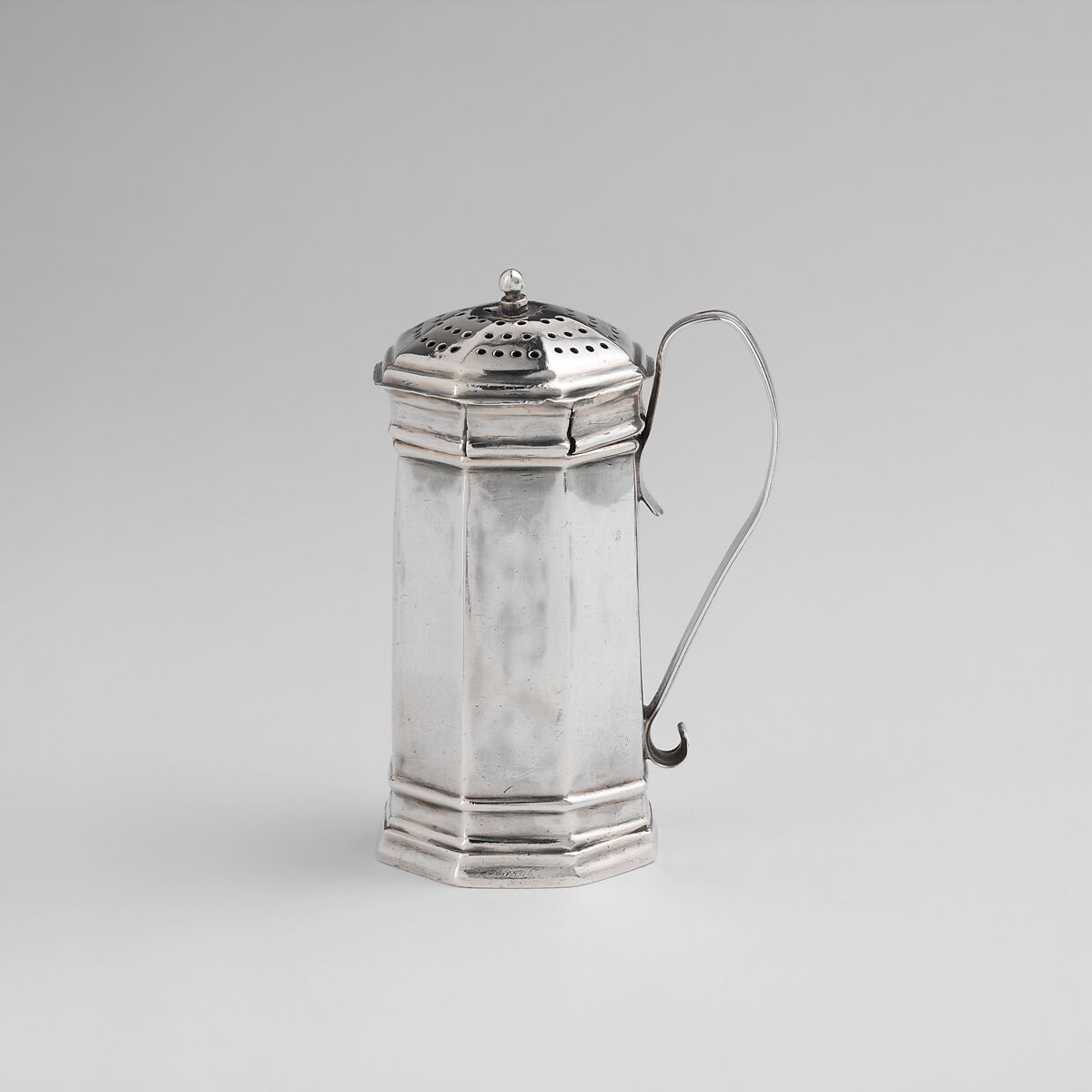 Pepper Box, Moody Russell (1694–1761), Silver, American 