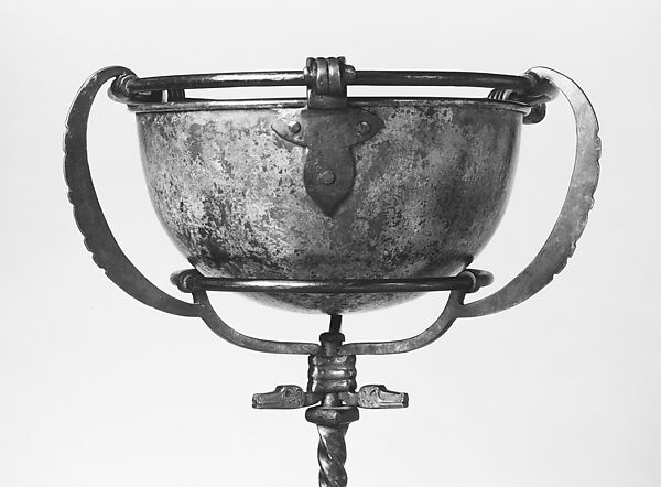 Bowl and Stand, Oscar Bruno Bach (1884–1957), Copper (patinated), bronze, iron, American