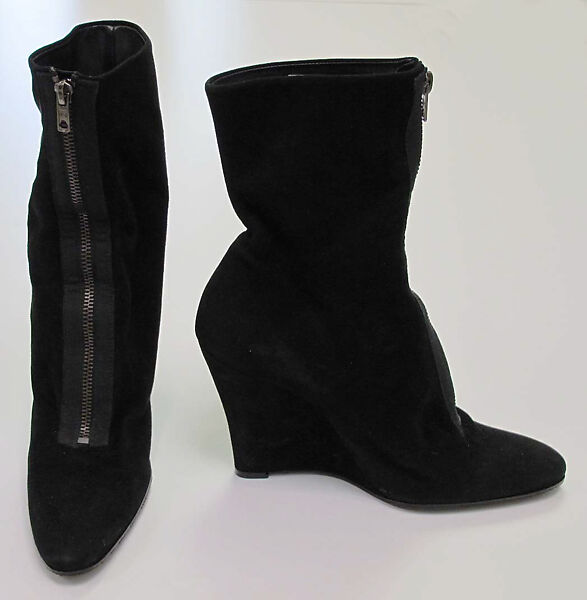 Ensemble, Helmut Lang (Austrian, born 1956), (a, b) leather, silk, synthetic; (c) wool, synthetic; (d, e) suede, Austrian