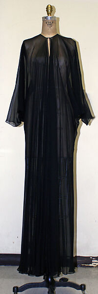 Coat, Halston (American, Des Moines, Iowa 1932–1990 San Francisco, California), silk, American 