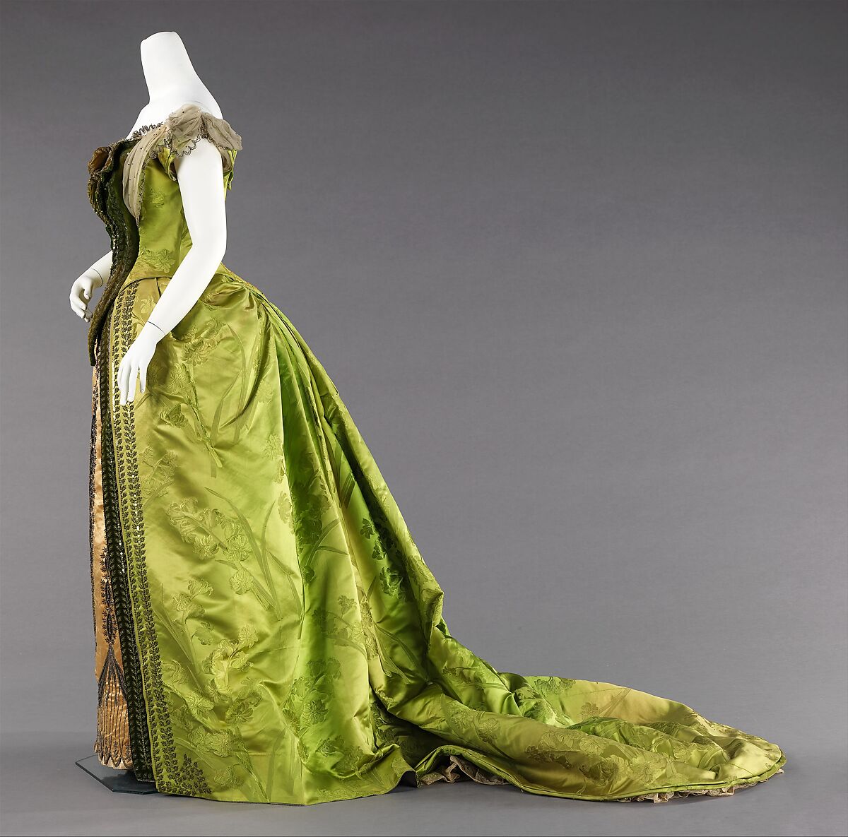 Evening ensemble, Charles Frederick Worth (French (born England), Bourne 1825–1895 Paris), silk, metal, French