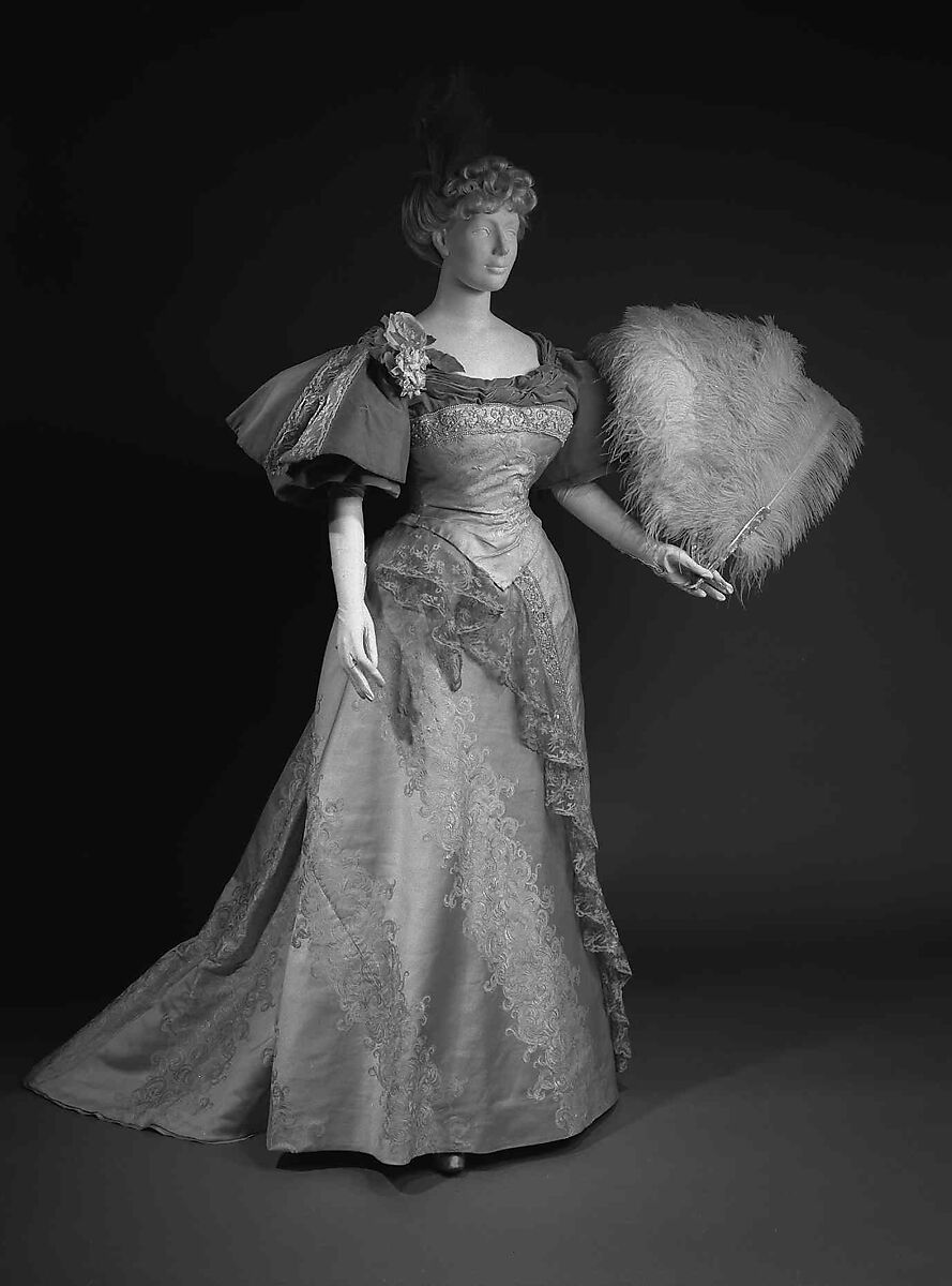 Evening dress, House of Worth (French, 1858–1956), silk, French