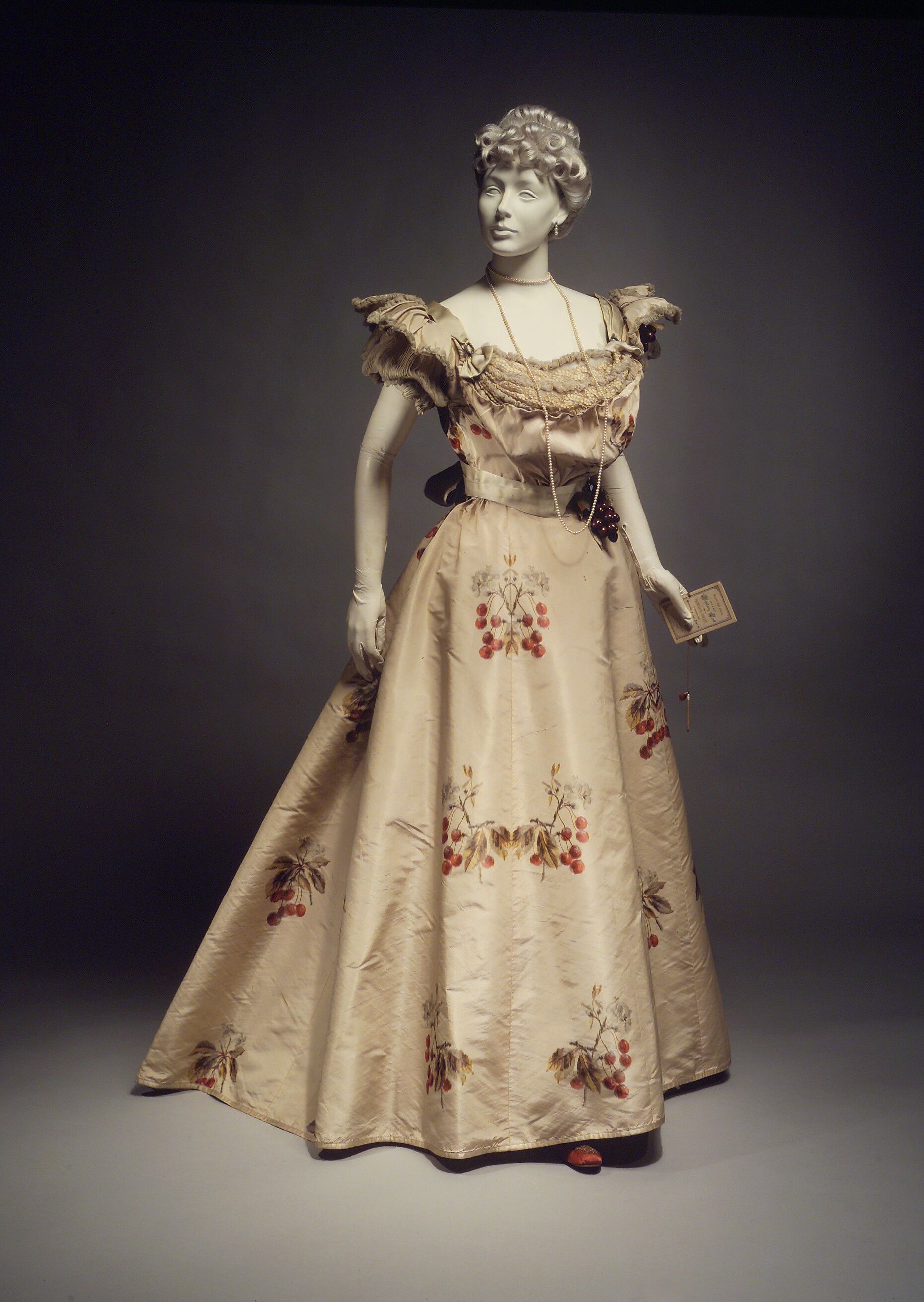 Evening dress, House of Worth (French, 1858–1956), silk, rhinestones, French
