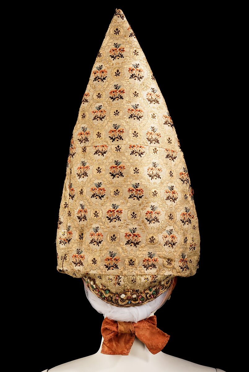 Headdress, silk, pearls, metal, cotton, paper, Russian