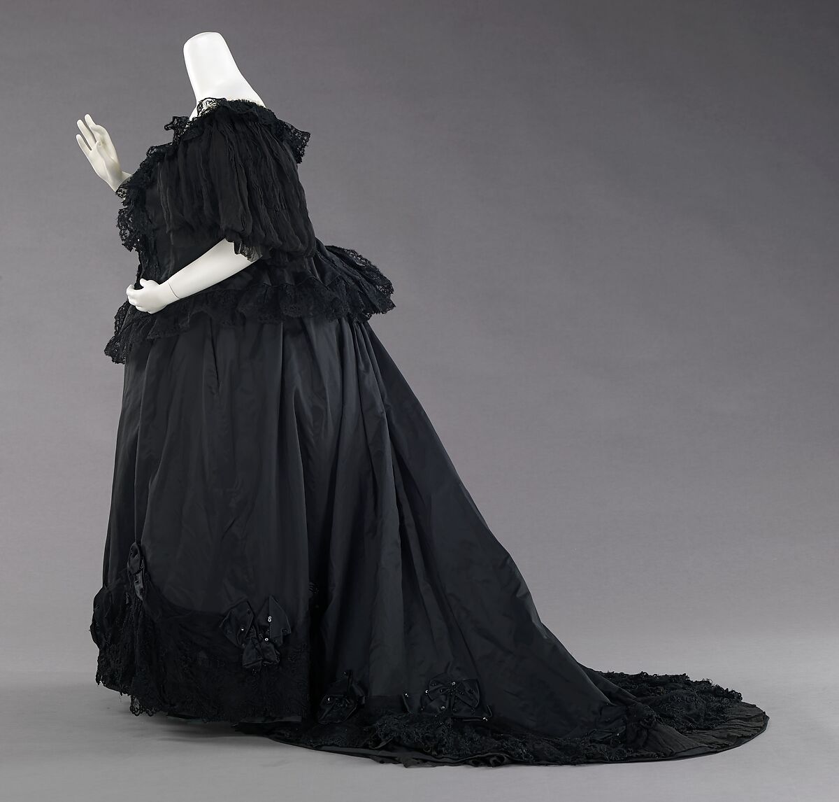 Mourning dress, silk, British