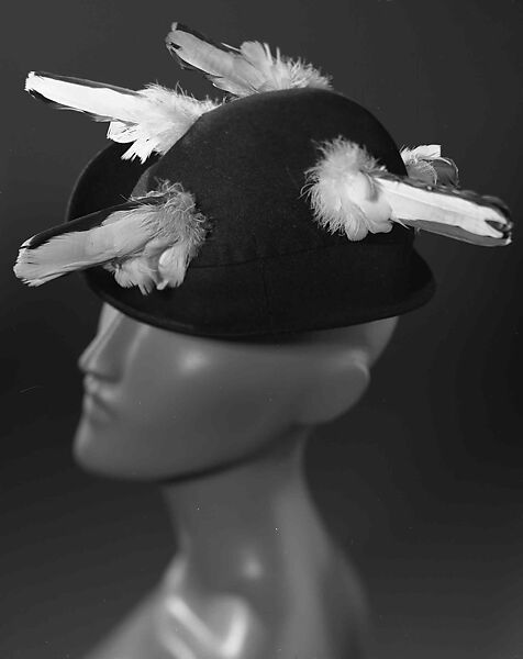 Hat, Elsa Schiaparelli (Italian, 1890–1973), wool, feathers, French