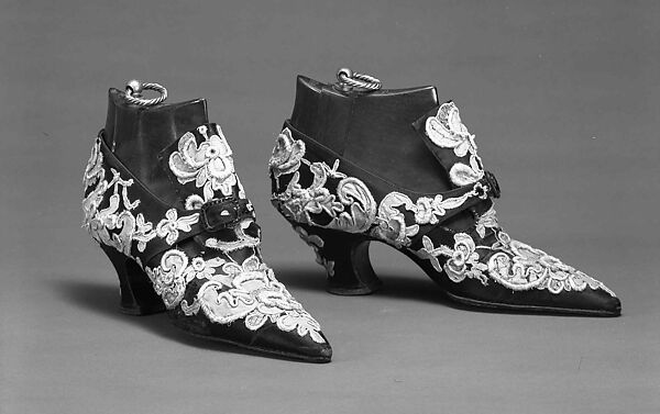 Evening shoes, Pierre Yantorny (Italian, 1874–1936), silk, metal, jet, French