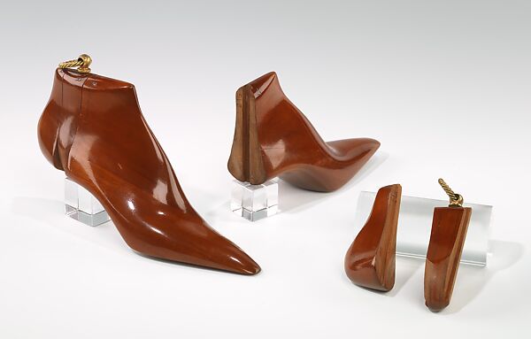 Shoe trees, Pierre Yantorny (Italian, 1874–1936), wood, metal, French 